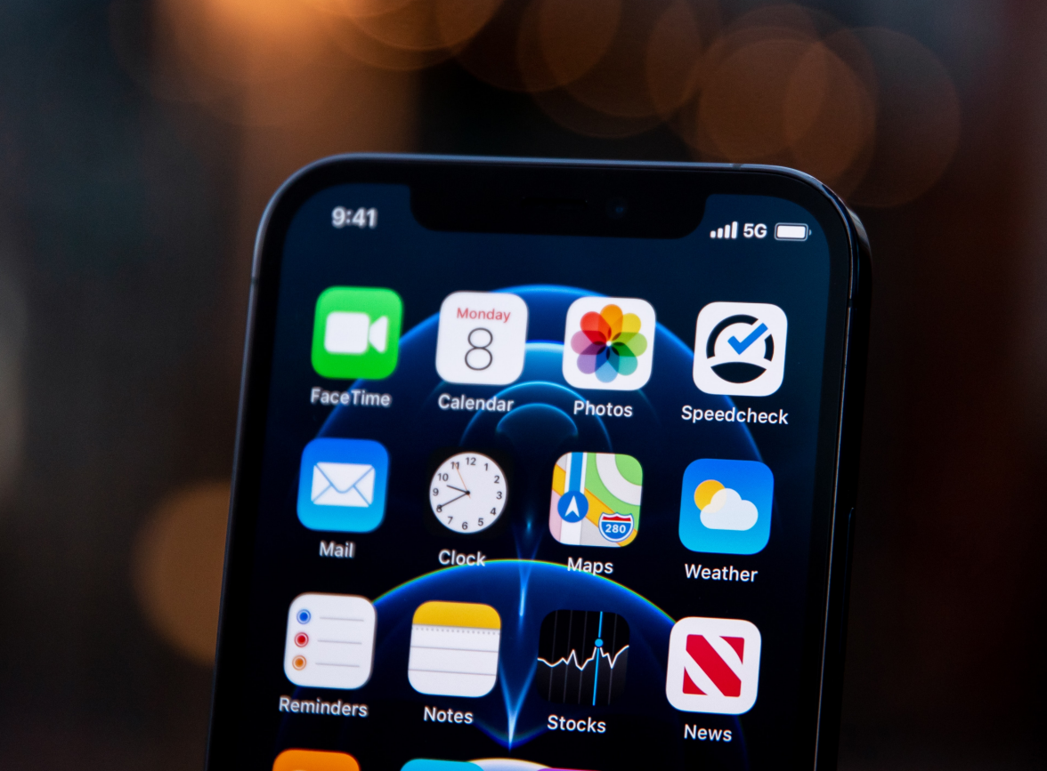 达日苹果手机维修分享为什么 iPhone 12 在冬季会自动关机 